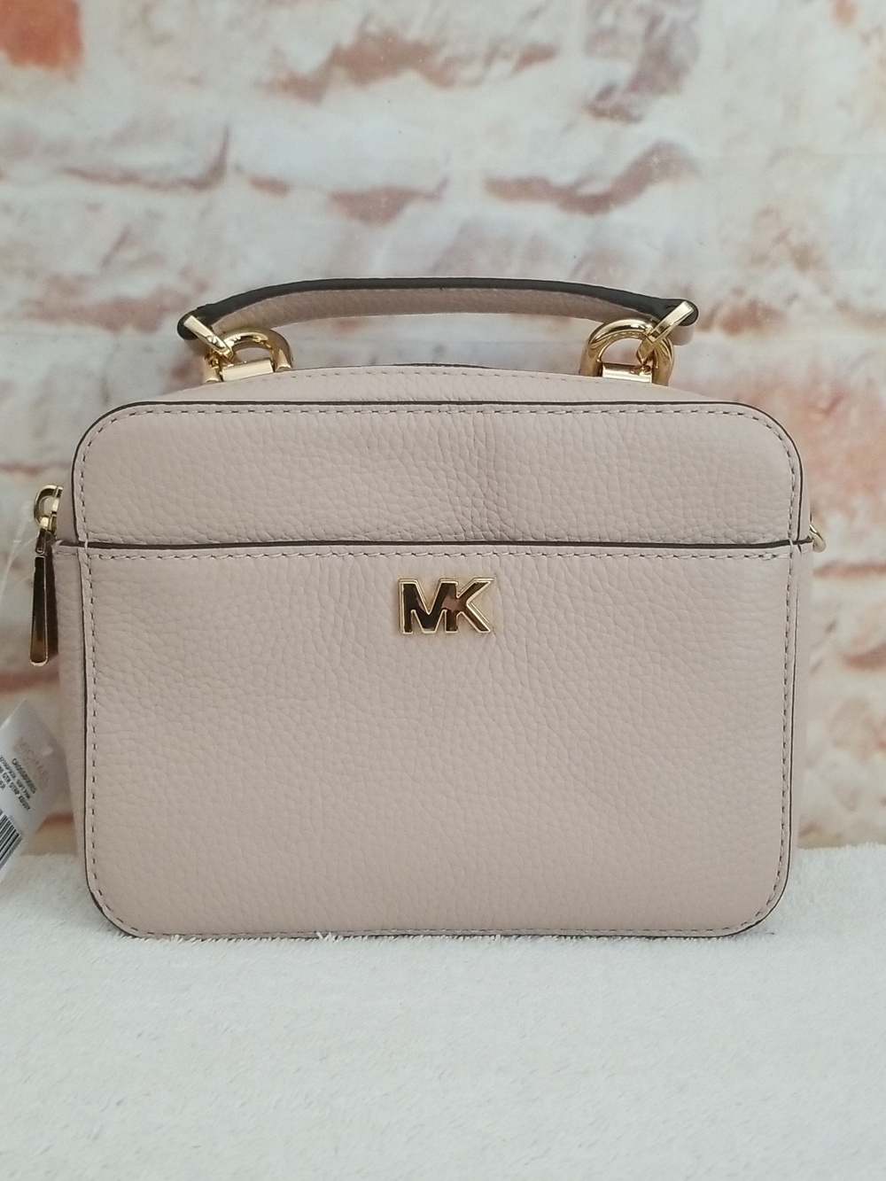 New Michael Kors Mott Mini Leather Crossbody - Picture 3 of 11